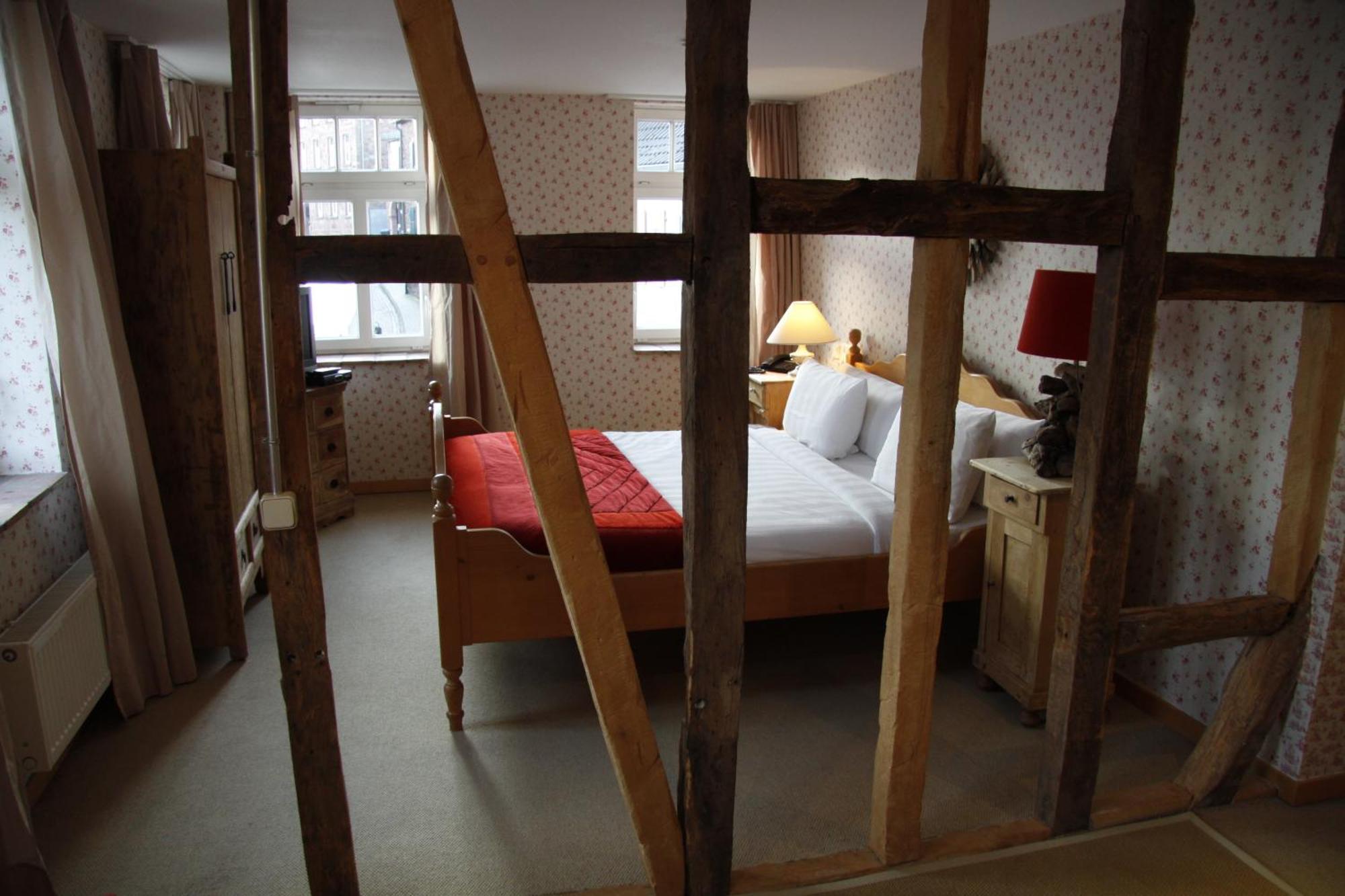 Zur Ewigen Lampe Romantisches Landhotel & Restaurant Nideggen Pokój zdjęcie